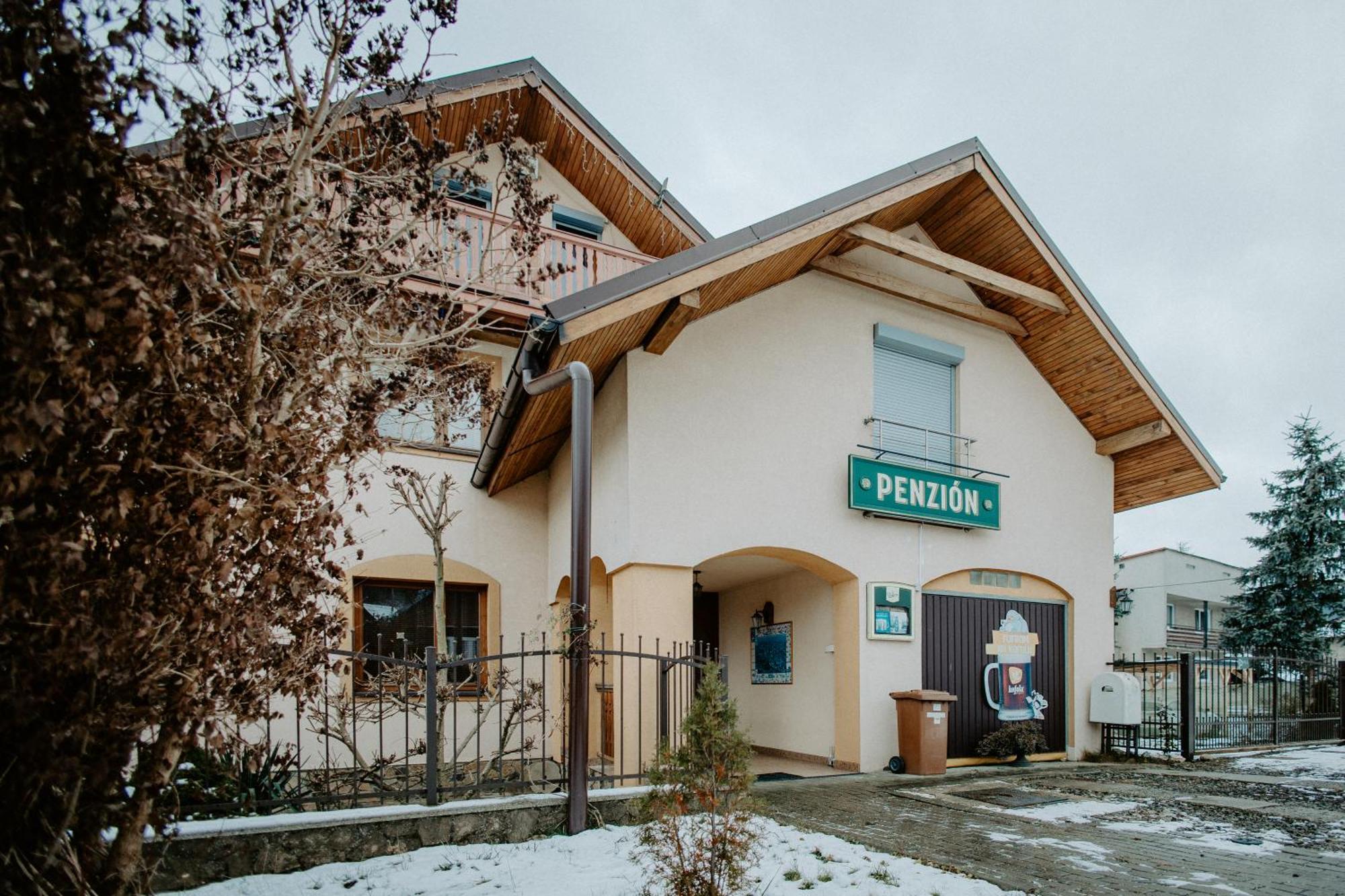 Penzión Gaboltov Hotel Kültér fotó